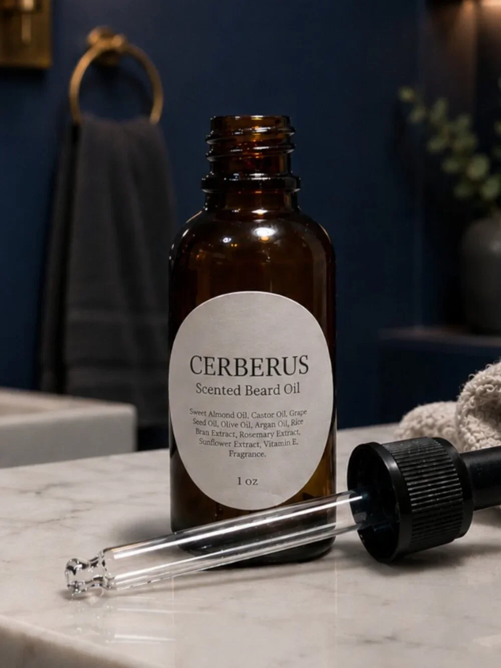 CERBERUS Ginger & Pomegranate Men's Scented Beard Oil.